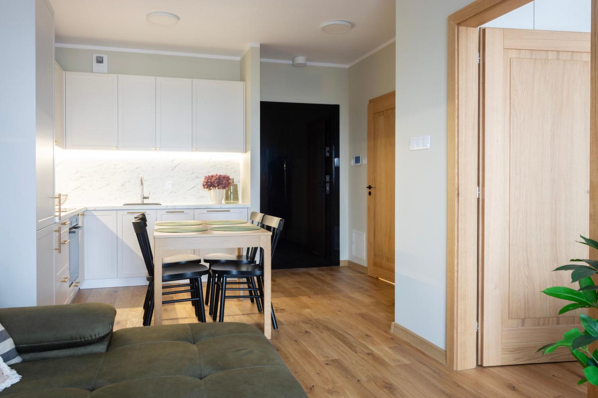Apartament 018 Tuz Przy Plazy Z Tarasem I Parkingiem Perlowa Przystan シャノジェンティ エクステリア 写真
