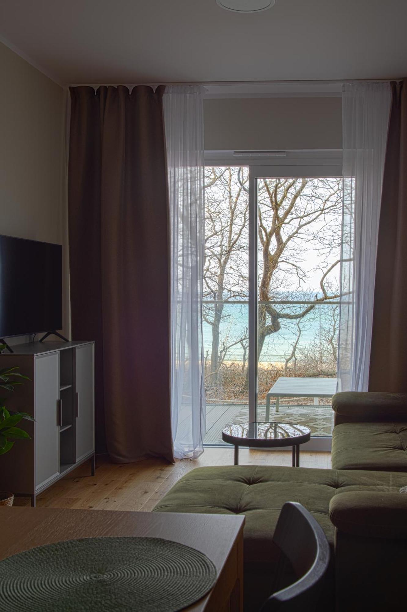 Apartament 018 Tuz Przy Plazy Z Tarasem I Parkingiem Perlowa Przystan シャノジェンティ エクステリア 写真